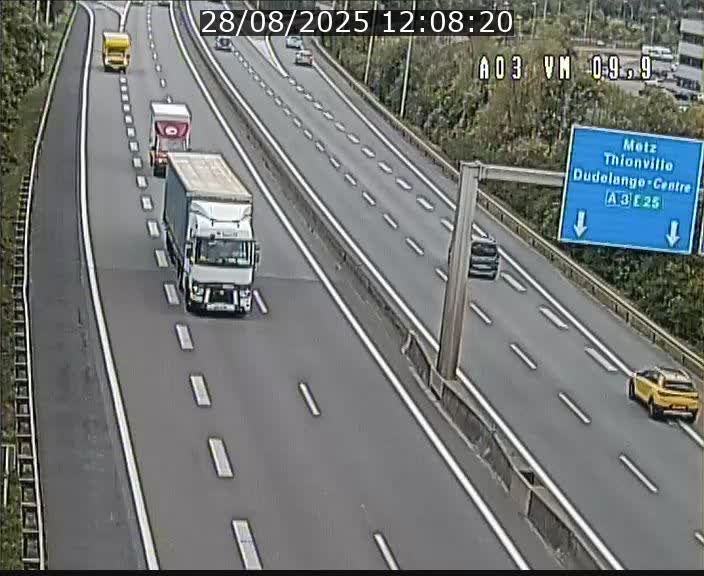 <h2>Webcam Autoroute à la Croix de Bettembourg - A3 - BK 9.9 - direction France</h2>