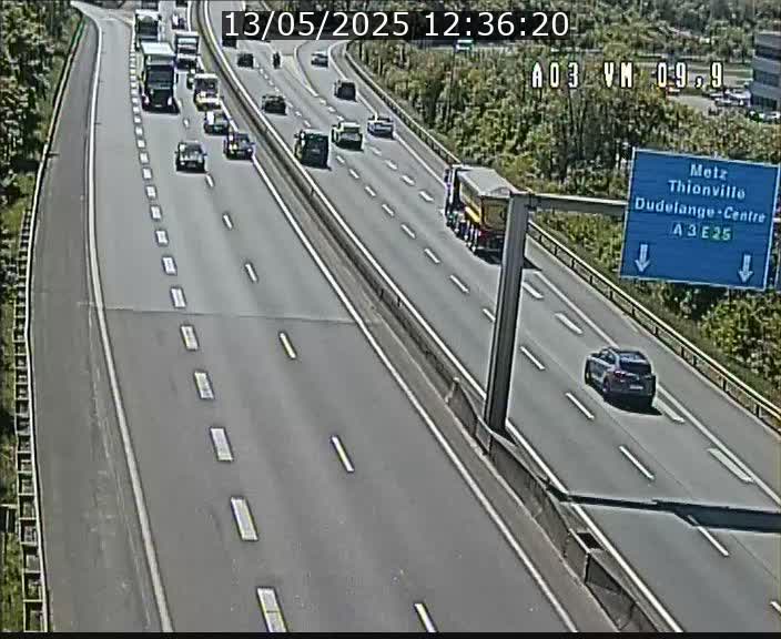<h2>Webcam Autoroute à la Croix de Bettembourg - A3 - BK 9.9 - direction France</h2>