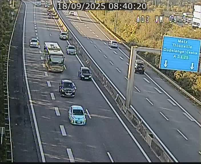 <h2>Webcam Autoroute à la Croix de Bettembourg - A3 - BK 9.9 - direction France</h2>