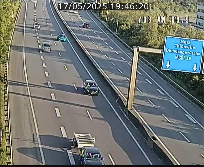 <h2>Webcam Autoroute à la Croix de Bettembourg - A3 - BK 9.9 - direction France</h2>