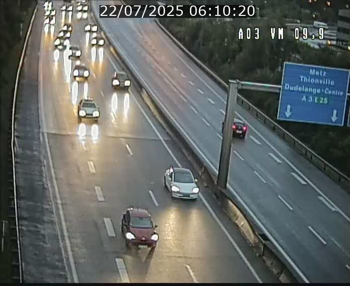 <h2>Webcam Autoroute à la Croix de Bettembourg - A3 - BK 9.9 - direction France</h2>
