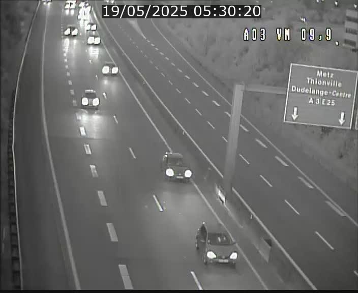 <h2>Webcam Autoroute à la Croix de Bettembourg - A3 - BK 9.9 - direction France</h2>
