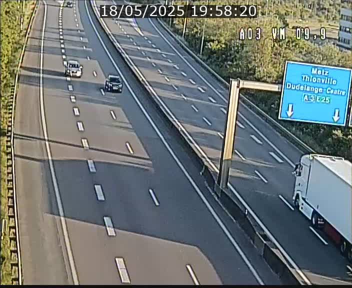 <h2>Webcam Autoroute à la Croix de Bettembourg - A3 - BK 9.9 - direction France</h2>