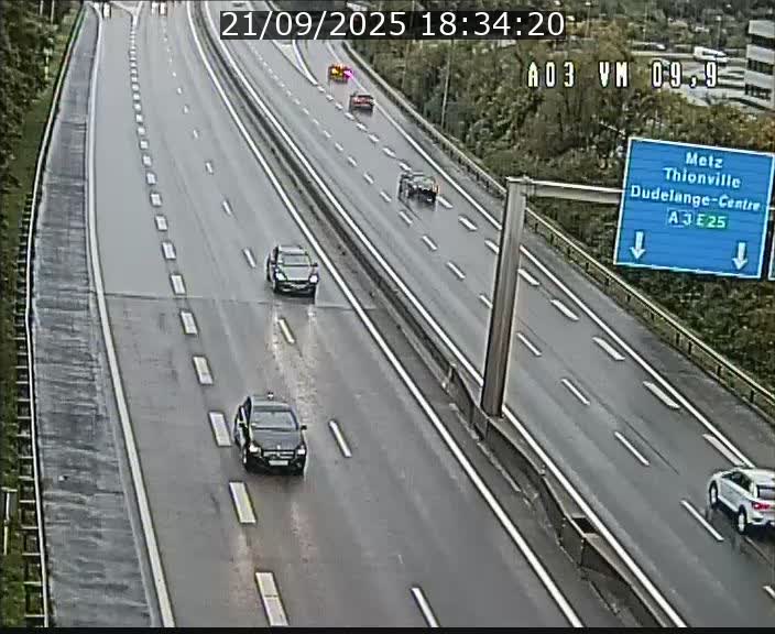 <h2>Webcam Autoroute à la Croix de Bettembourg - A3 - BK 9.9 - direction France</h2>