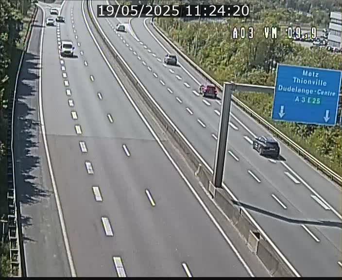 <h2>Webcam Autoroute à la Croix de Bettembourg - A3 - BK 9.9 - direction France</h2>