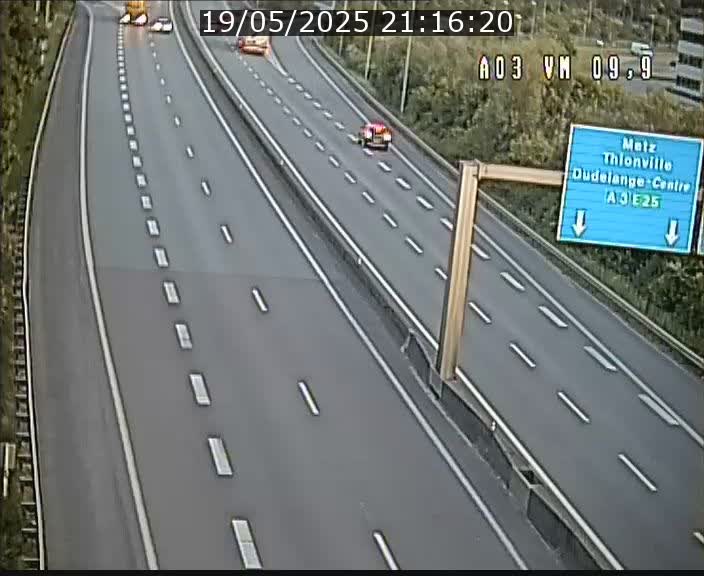 <h2>Webcam Autoroute à la Croix de Bettembourg - A3 - BK 9.9 - direction France</h2>