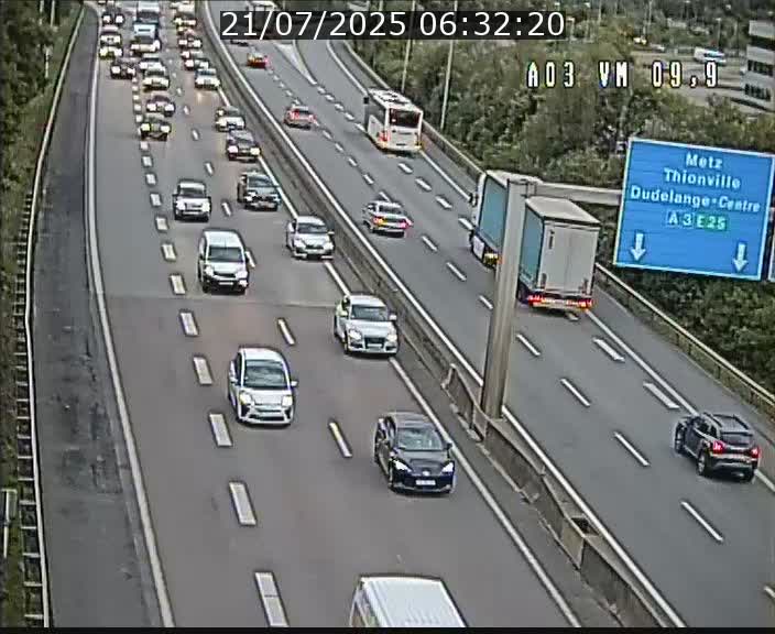 <h2>Webcam Autoroute à la Croix de Bettembourg - A3 - BK 9.9 - direction France</h2>
