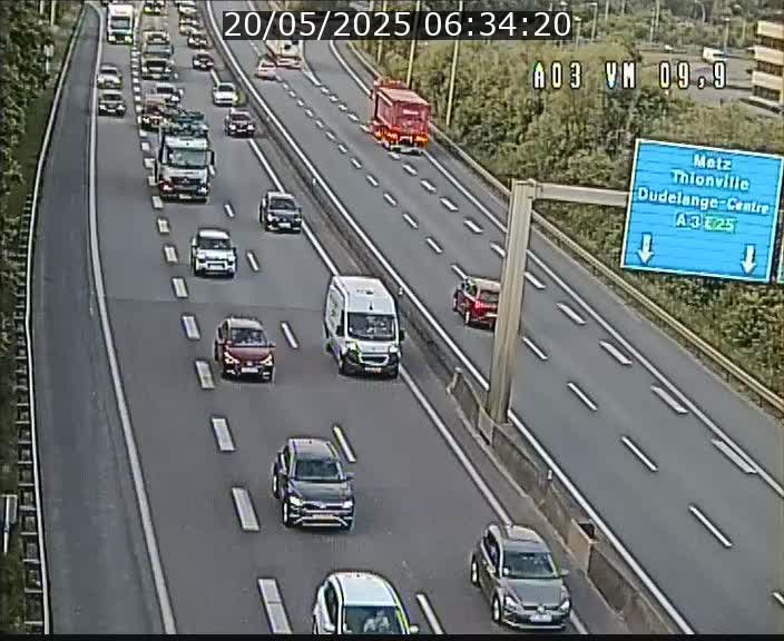 <h2>Webcam Autoroute à la Croix de Bettembourg - A3 - BK 9.9 - direction France</h2>