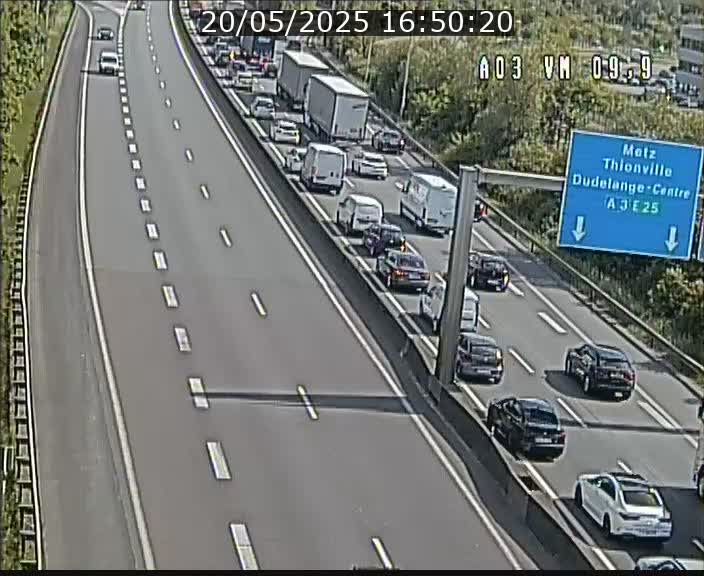<h2>Webcam Autoroute à la Croix de Bettembourg - A3 - BK 9.9 - direction France</h2>