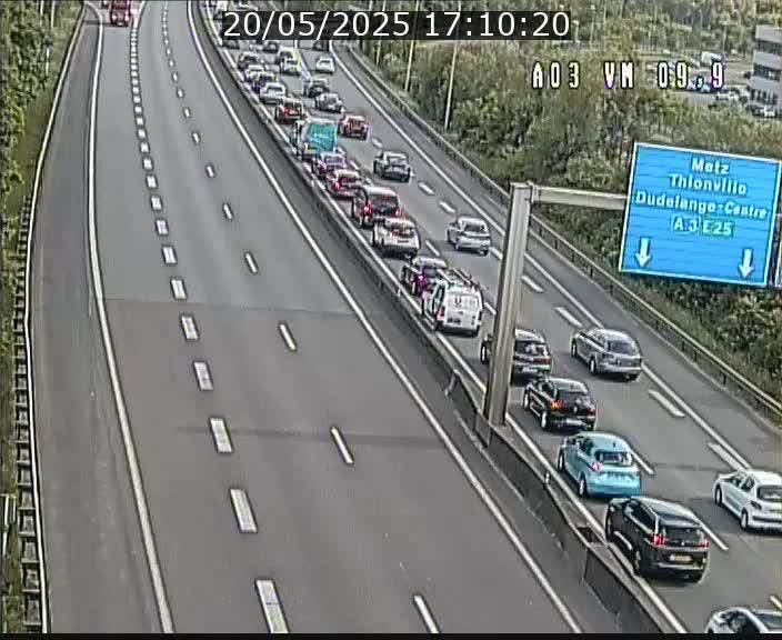 <h2>Webcam Autoroute à la Croix de Bettembourg - A3 - BK 9.9 - direction France</h2>