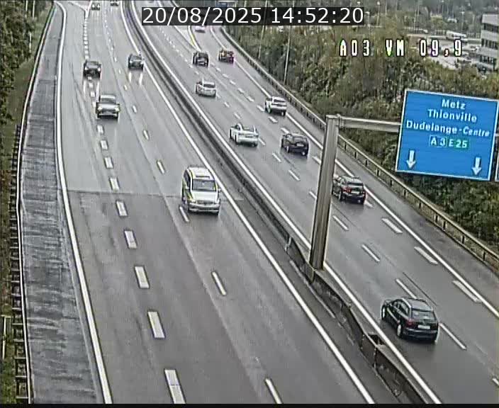 <h2>Webcam Autoroute à la Croix de Bettembourg - A3 - BK 9.9 - direction France</h2>