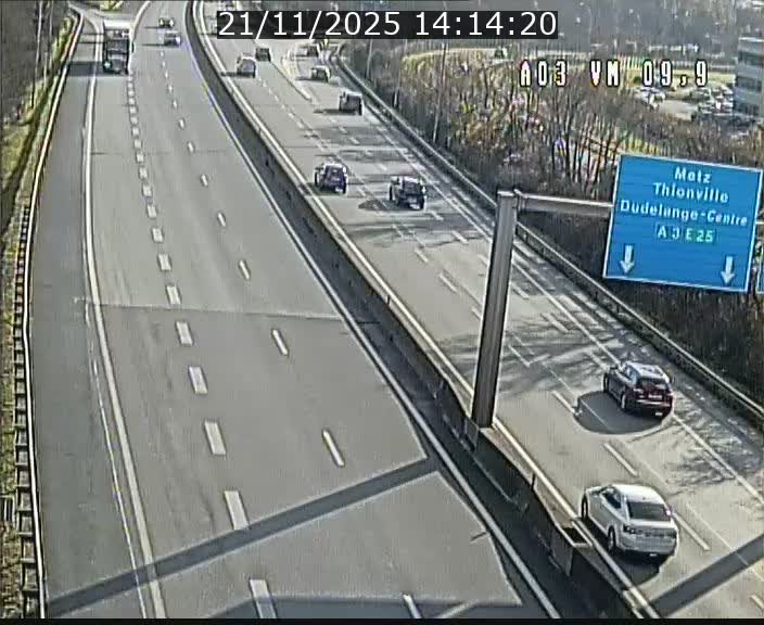 <h2>Webcam Autoroute à la Croix de Bettembourg - A3 - BK 9.9 - direction France</h2>