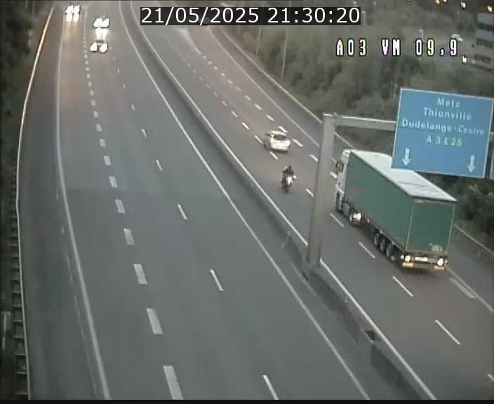 <h2>Webcam Autoroute à la Croix de Bettembourg - A3 - BK 9.9 - direction France</h2>