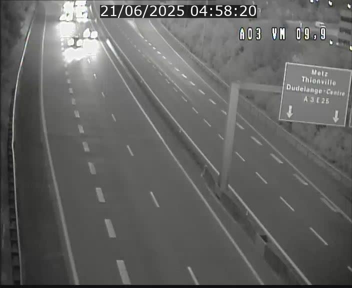<h2>Webcam Autoroute à la Croix de Bettembourg - A3 - BK 9.9 - direction France</h2>