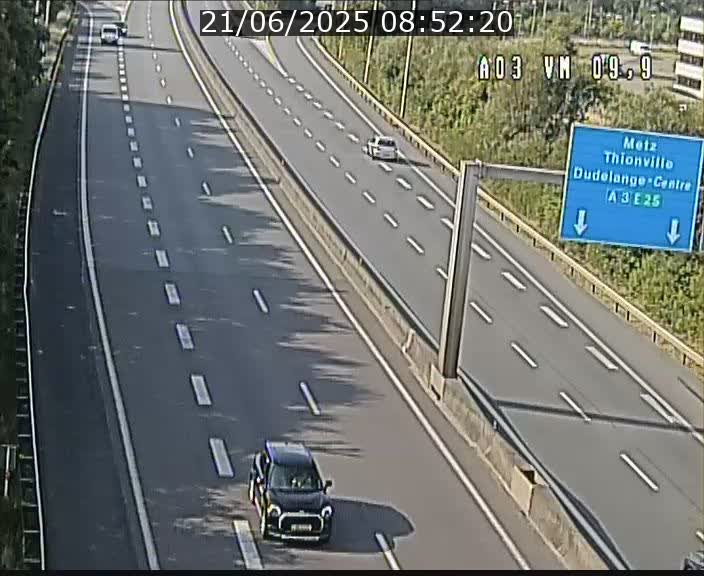 <h2>Webcam Autoroute à la Croix de Bettembourg - A3 - BK 9.9 - direction France</h2>