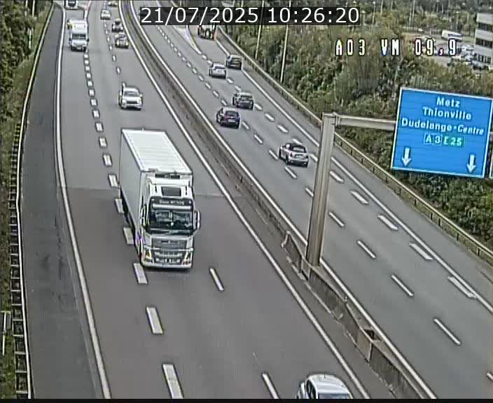 <h2>Webcam Autoroute à la Croix de Bettembourg - A3 - BK 9.9 - direction France</h2>