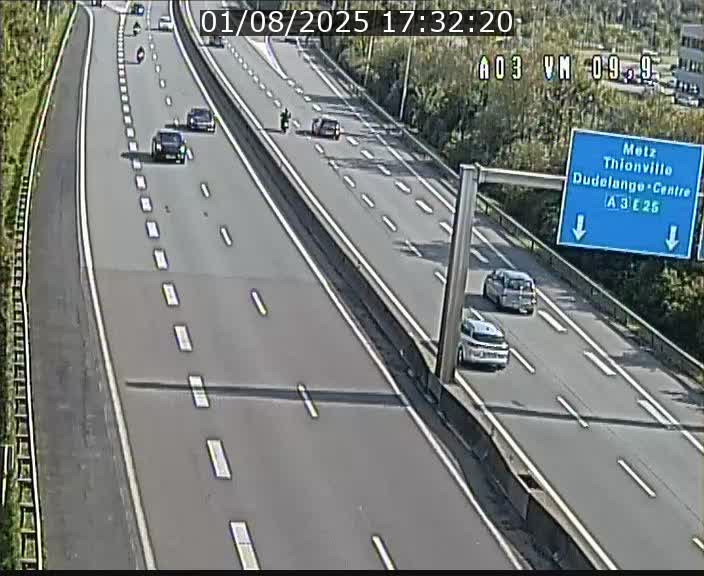 <h2>Webcam Autoroute à la Croix de Bettembourg - A3 - BK 9.9 - direction France</h2>
