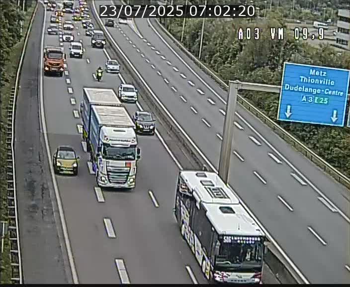 <h2>Webcam Autoroute à la Croix de Bettembourg - A3 - BK 9.9 - direction France</h2>