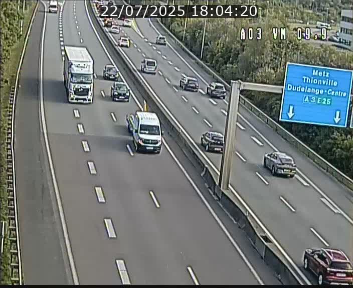 <h2>Webcam Autoroute à la Croix de Bettembourg - A3 - BK 9.9 - direction France</h2>