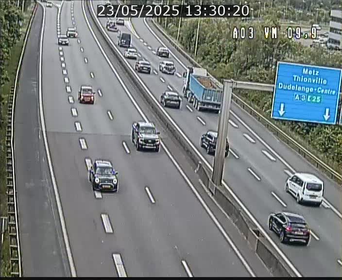 <h2>Webcam Autoroute à la Croix de Bettembourg - A3 - BK 9.9 - direction France</h2>