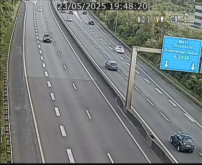 <h2>Webcam Autoroute à la Croix de Bettembourg - A3 - BK 9.9 - direction France</h2>