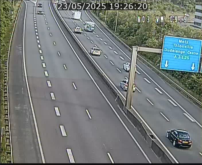 <h2>Webcam Autoroute à la Croix de Bettembourg - A3 - BK 9.9 - direction France</h2>