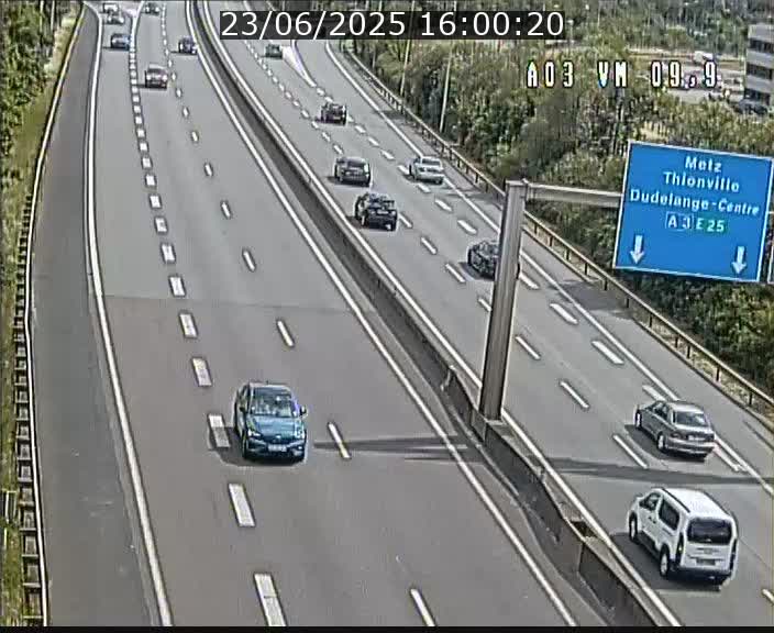 <h2>Webcam Autoroute à la Croix de Bettembourg - A3 - BK 9.9 - direction France</h2>
