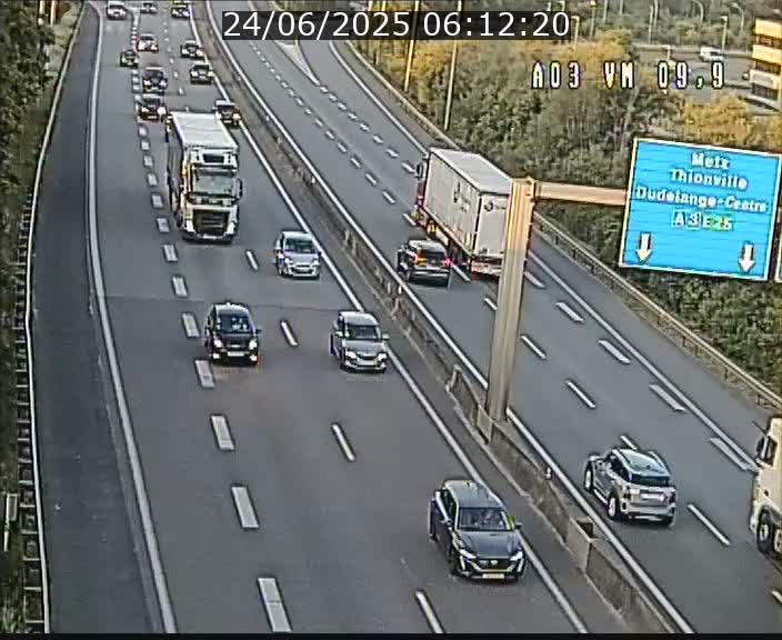 <h2>Webcam Autoroute à la Croix de Bettembourg - A3 - BK 9.9 - direction France</h2>