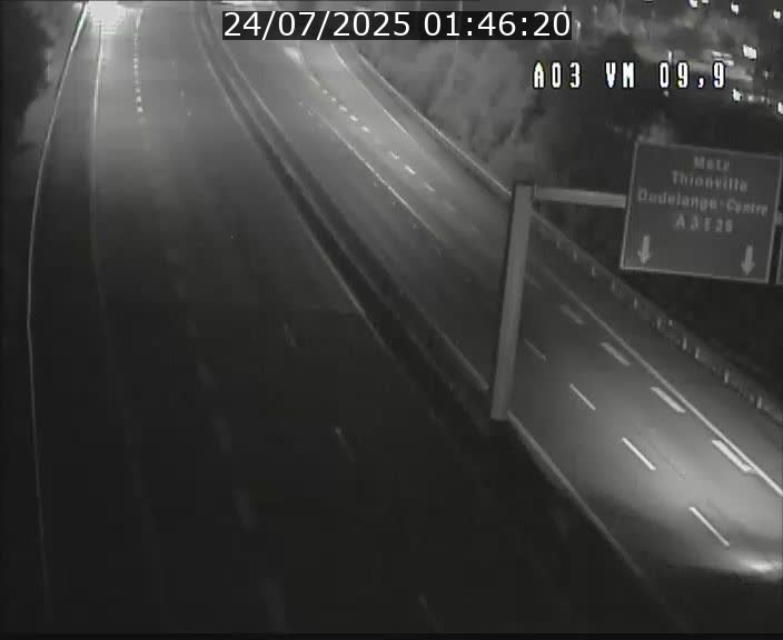 <h2>Webcam Autoroute à la Croix de Bettembourg - A3 - BK 9.9 - direction France</h2>