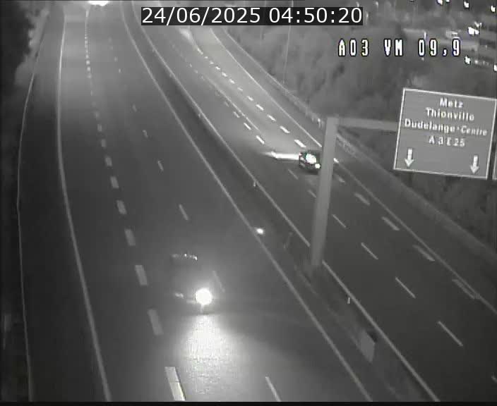 <h2>Webcam Autoroute à la Croix de Bettembourg - A3 - BK 9.9 - direction France</h2>