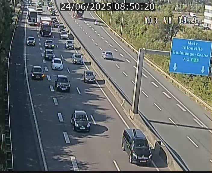 <h2>Webcam Autoroute à la Croix de Bettembourg - A3 - BK 9.9 - direction France</h2>