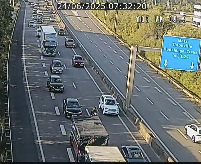 <h2>Webcam Autoroute à la Croix de Bettembourg - A3 - BK 9.9 - direction France</h2>