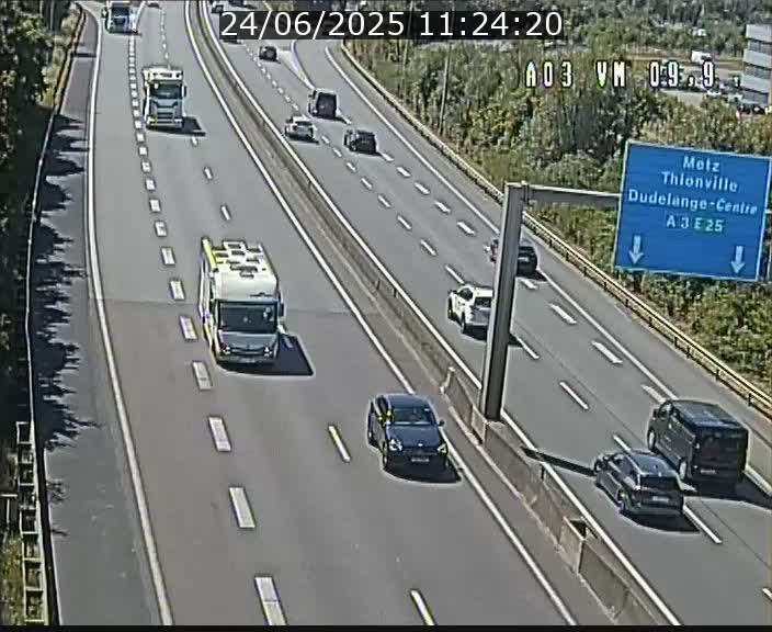 <h2>Webcam Autoroute à la Croix de Bettembourg - A3 - BK 9.9 - direction France</h2>
