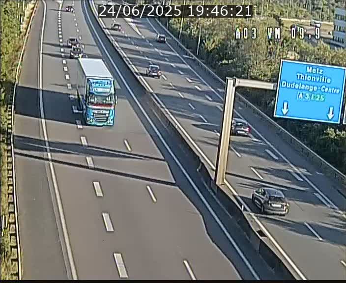 <h2>Webcam Autoroute à la Croix de Bettembourg - A3 - BK 9.9 - direction France</h2>