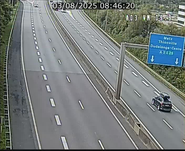 <h2>Webcam Autoroute à la Croix de Bettembourg - A3 - BK 9.9 - direction France</h2>