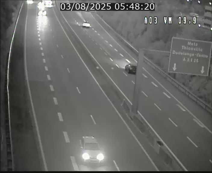 <h2>Webcam Autoroute à la Croix de Bettembourg - A3 - BK 9.9 - direction France</h2>