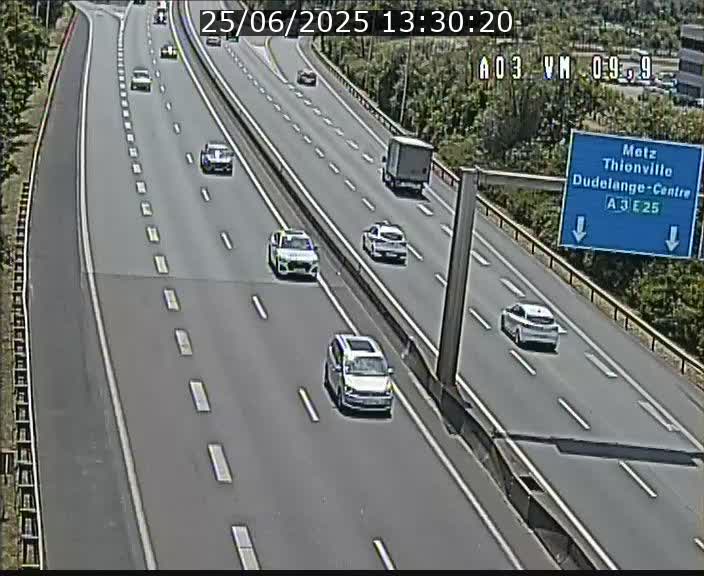 <h2>Webcam Autoroute à la Croix de Bettembourg - A3 - BK 9.9 - direction France</h2>
