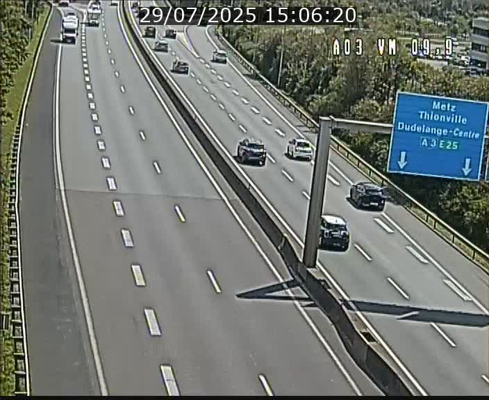 <h2>Webcam Autoroute à la Croix de Bettembourg - A3 - BK 9.9 - direction France</h2>