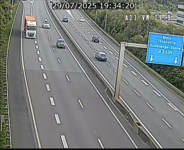 <h2>Webcam Autoroute à la Croix de Bettembourg - A3 - BK 9.9 - direction France</h2>