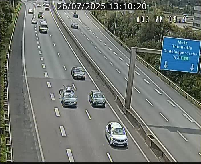 <h2>Webcam Autoroute à la Croix de Bettembourg - A3 - BK 9.9 - direction France</h2>