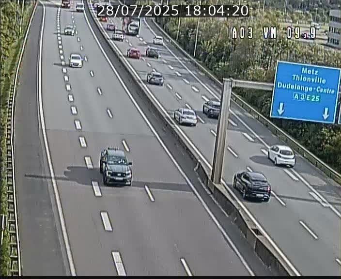 <h2>Webcam Autoroute à la Croix de Bettembourg - A3 - BK 9.9 - direction France</h2>