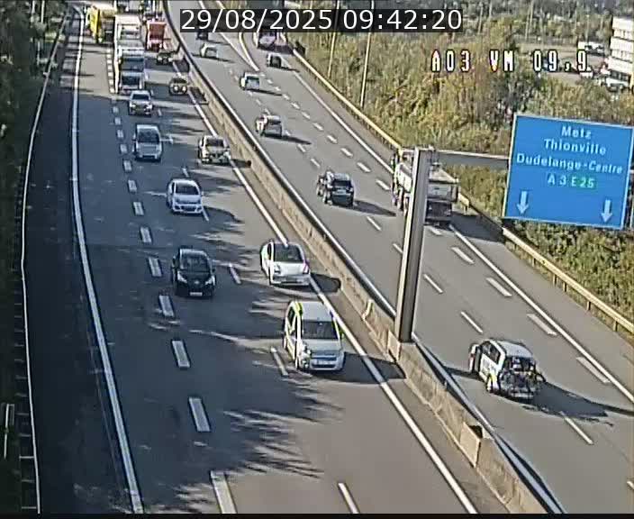 <h2>Webcam Autoroute à la Croix de Bettembourg - A3 - BK 9.9 - direction France</h2>