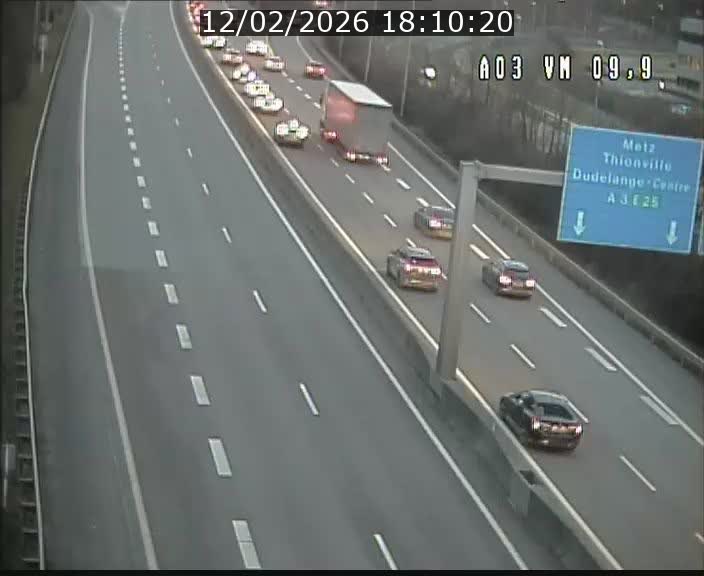 <h2>Webcam Autoroute à la Croix de Bettembourg - A3 - BK 9.9 - direction France</h2>