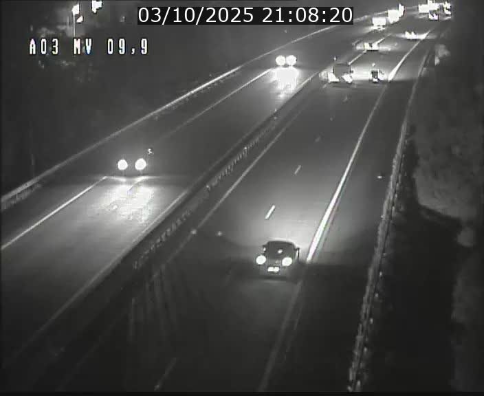 <h2>Webcam Autoroute à la Croix de Bettembourg - A3 - BK 9.9 - direction Luxembourg-Ville</h2>