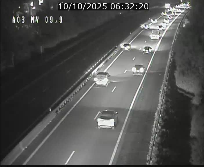<h2>Webcam Autoroute à la Croix de Bettembourg - A3 - BK 9.9 - direction Luxembourg-Ville</h2>