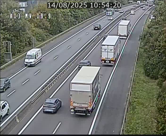 <h2>Webcam Autoroute à la Croix de Bettembourg - A3 - BK 9.9 - direction Luxembourg-Ville</h2>