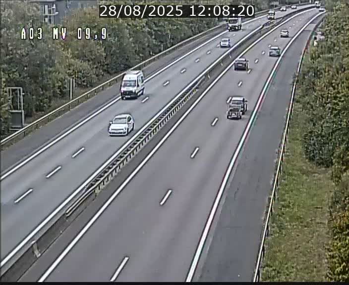 <h2>Webcam Autoroute à la Croix de Bettembourg - A3 - BK 9.9 - direction Luxembourg-Ville</h2>