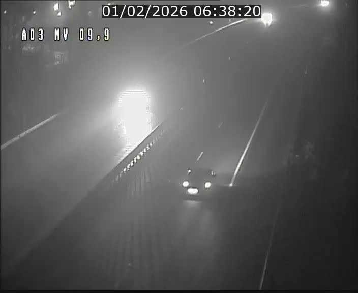 <h2>Webcam Autoroute à la Croix de Bettembourg - A3 - BK 9.9 - direction Luxembourg-Ville</h2>