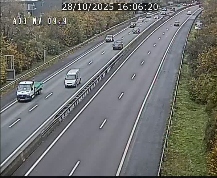 <h2>Webcam Autoroute à la Croix de Bettembourg - A3 - BK 9.9 - direction Luxembourg-Ville</h2>