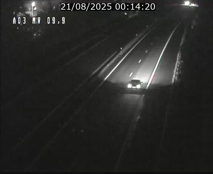 <h2>Webcam Autoroute à la Croix de Bettembourg - A3 - BK 9.9 - direction Luxembourg-Ville</h2>